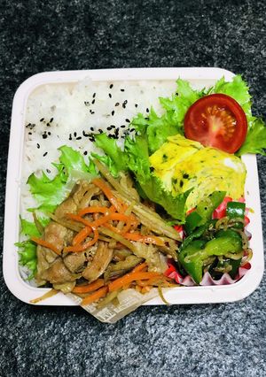 お弁当☆きんぴらが主役の三品弁当-レシピのメイン写真