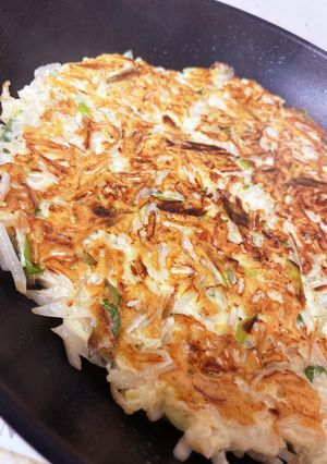 もやし　簡単　チヂミ　ヘルシー　粉チーズ-レシピのメイン写真