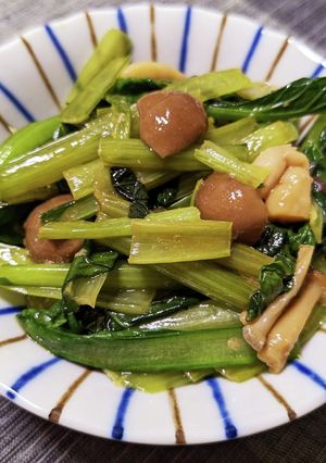 小松菜としめじのマヨ醤油炒め-レシピのメイン写真