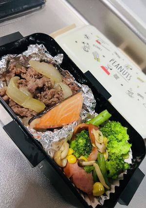 高校生男子弁当 鮭弁-レシピのメイン写真