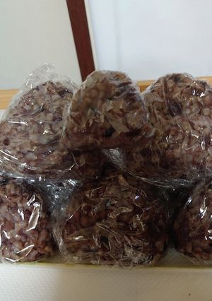 もっちり小豆のおむすび-レシピのメイン写真
