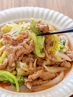 【楽めし】豚肉と春キャベツの炒め-レシピのメイン写真