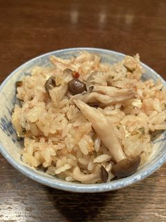 しめじとツナ缶の炊き込みご飯-レシピのメイン写真