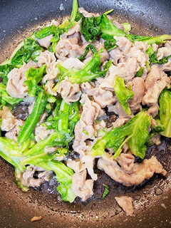 豚こまと春キャベツの塩麹炒め-レシピのメイン写真
