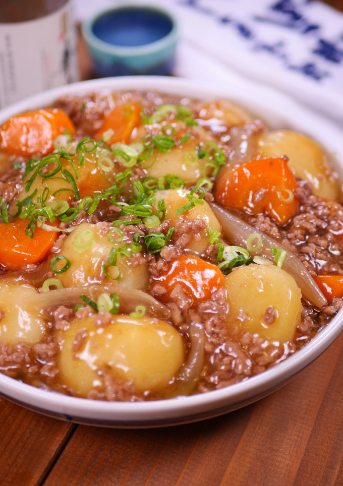 とろとろホクホク♪そぼろあんかけ肉じゃが-レシピのメイン写真