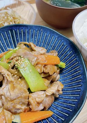 豚こまとちんげんさいのピリ辛炒め-レシピのメイン写真