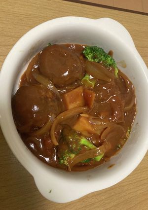 煮込みハンバーグ(ルー使用)-レシピのメイン写真