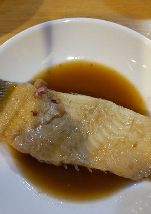 レンジでも簡単五香粉のアクセント鰈煮付け-レシピのメイン写真