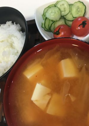 キムチと豆腐の味噌汁-レシピのメイン写真