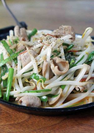 もつ入りモヤシ炒め-レシピのメイン写真
