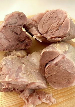 低温調理で基本茹で豚すね肉 仕込み冷凍-レシピのメイン写真