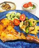 魚焼きグリルで！鳥骨付きモモ肉の照り焼き