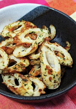 ピリっな辛味がたまらない！ちくわマヨ炒め-レシピのメイン写真