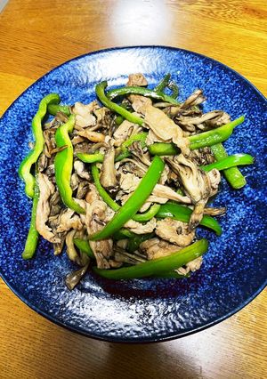 ピーマンと舞茸の豚肉炒め-レシピのメイン写真