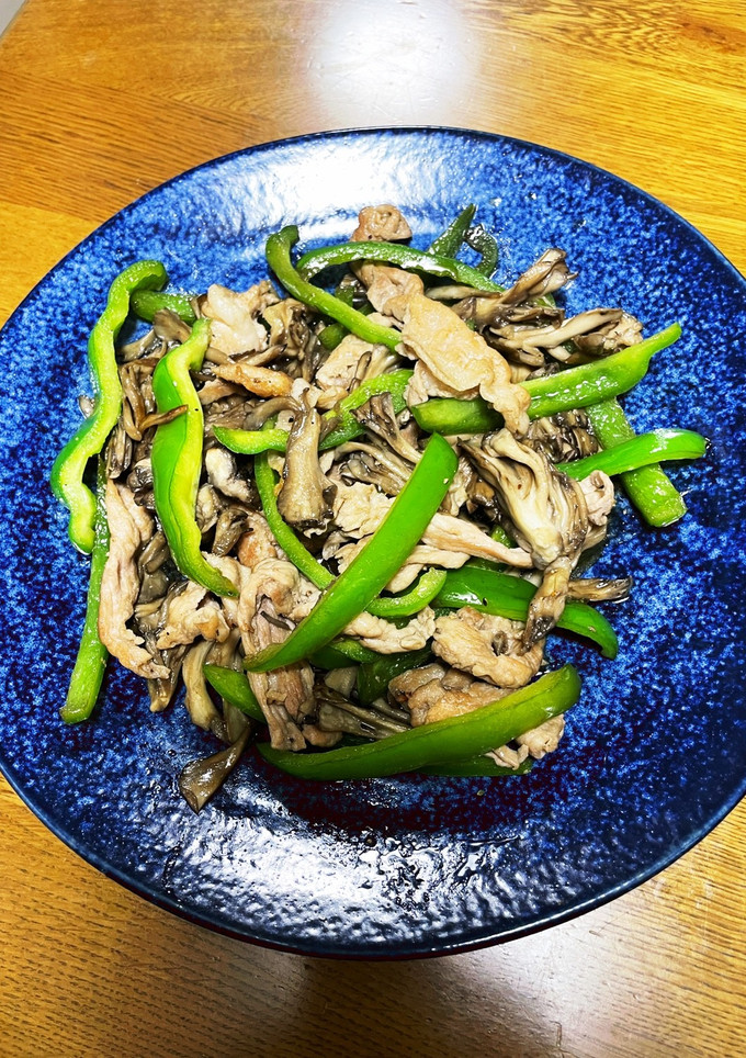 ピーマンと舞茸の豚肉炒め-レシピのメイン写真