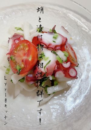 お手軽!タコと漬け物のマリネ♪-レシピのメイン写真