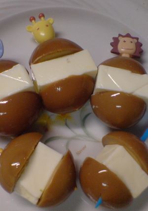 うずらの卵にチーズ挟んだだけ★お弁当に-レシピのメイン写真