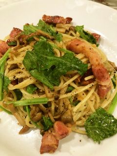 しめじとベーコン、ルッコラのパスタ-レシピのメイン写真