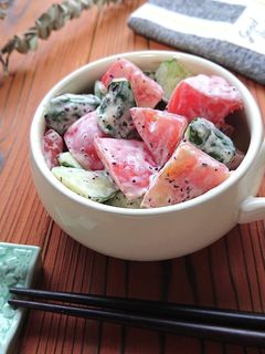 3分簡単きゅうりとトマトのゆかりマヨ和え-レシピのメイン写真