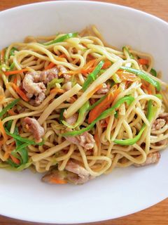 いつもの食材で簡単に!上海風焼きそば-レシピのメイン写真