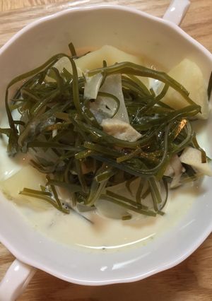 「切り昆布」とじゃがいものミルクスープ-レシピのメイン写真