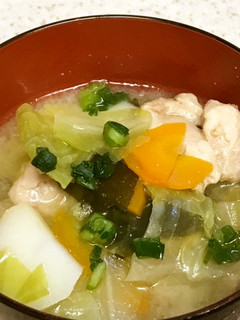 鶏肉の入ったみそ汁-レシピのメイン写真
