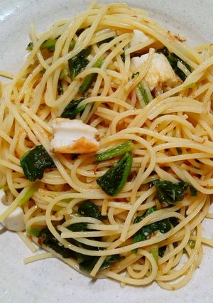 ちぎり竹輪とホウレン草の鰹節風マヨパスタ-レシピのメイン写真
