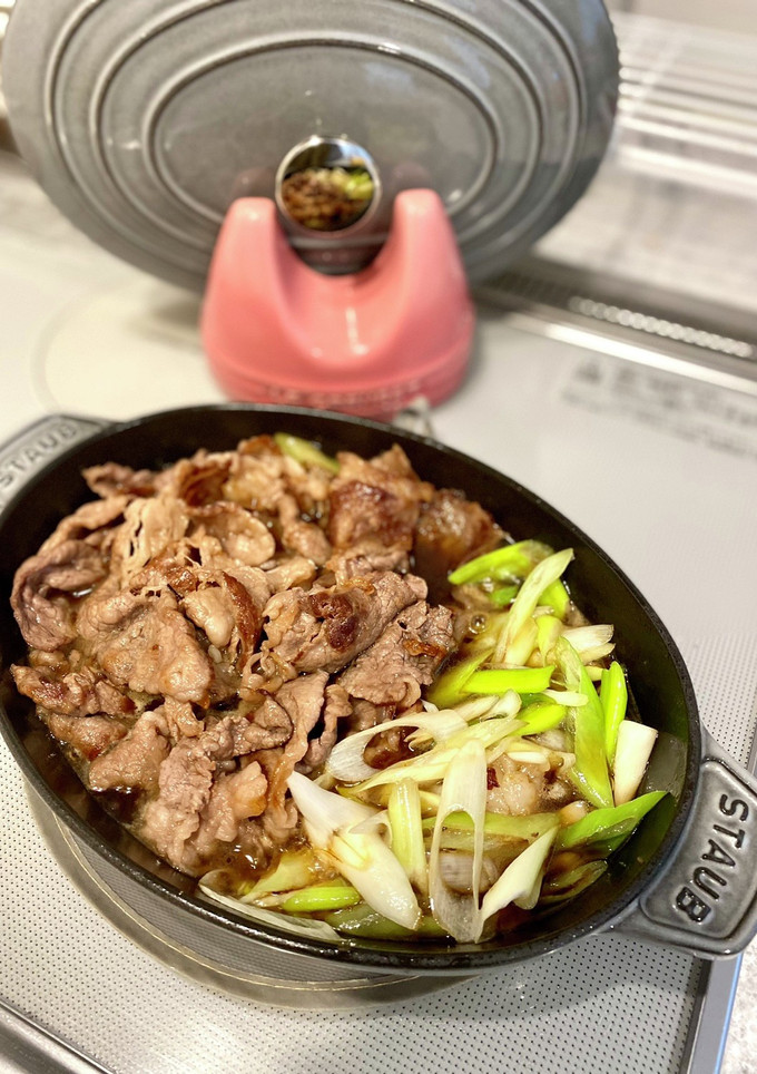 ストウブで作る牛肉のすき焼き風-レシピのメイン写真