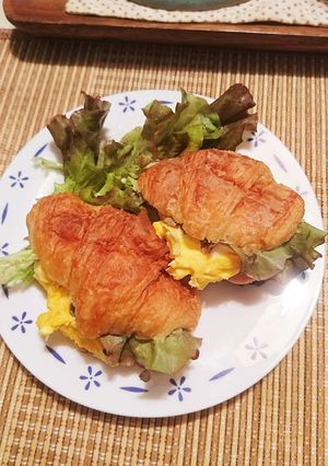 クロワッサンのハムエッグサンド〜-レシピのメイン写真