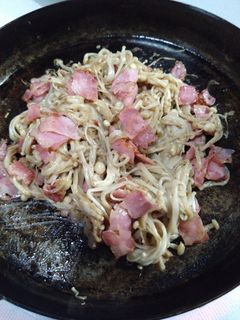 ベーコンエノキバター-レシピのメイン写真