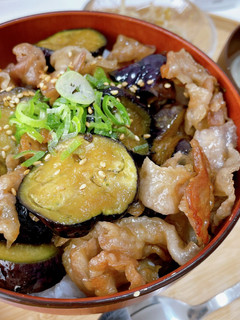 ナスと豚バラの甘辛丼-レシピのメイン写真