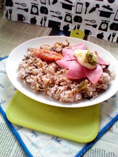 日野菜漬けの炊き込みご飯でカフェ丼V1-レシピのメイン写真
