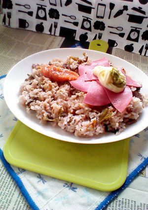日野菜漬けの炊き込みご飯でカフェ丼V1-レシピのメイン写真