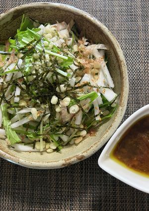 香味野菜の和風サラダ（梅味ドレ）-レシピのメイン写真
