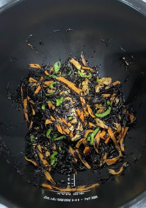ホットクックめんつゆでひじき煮-レシピのメイン写真