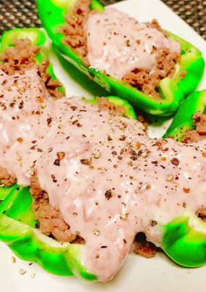 生ピーマン肉詰め〜梅シーザードレッシング-レシピのメイン写真