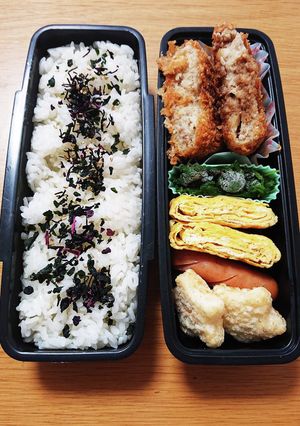 R5/5/8 コロッケ弁当-レシピのメイン写真