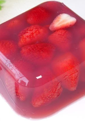 【砂糖なし】真っ赤な、いちご寒天テリーヌ-レシピのメイン写真
