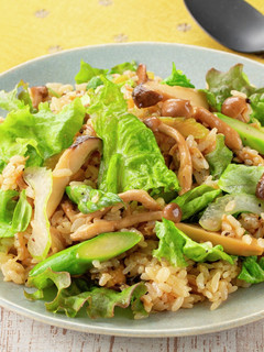 野菜ときのこの簡単ガーリック混ぜご飯-レシピのメイン写真