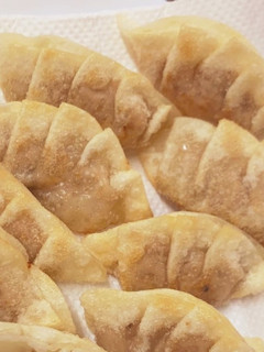 ばーちゃんの得意料理!ツナ玉揚げ餃子-レシピのメイン写真