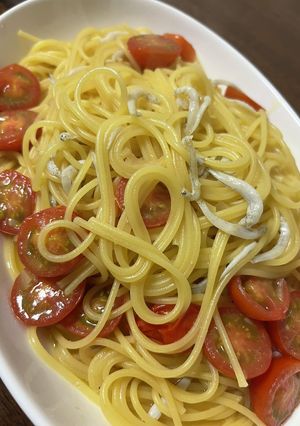 ワンパン簡単シラスとトマトの和風パスタ-レシピのメイン写真