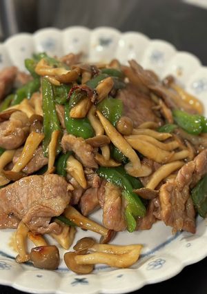 しめじピーマン豚肩ロースの中華炒め-レシピのメイン写真