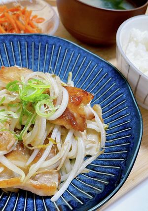豚バラともやしの鶏ガラ塩炒め-レシピのメイン写真