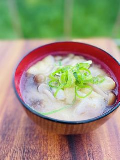 しめじと油揚げの簡単お味噌汁。-レシピのメイン写真