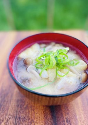 しめじと油揚げの簡単お味噌汁。-レシピのメイン写真