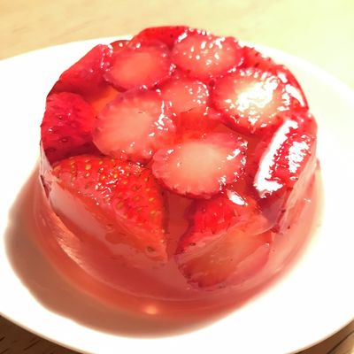 キラキラ！かわいい♡いちごのゼリー by あかりんごきっちん