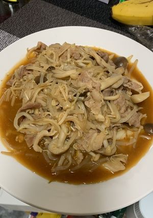 焼くだけ簡単！豚肉ともやしのピリ辛炒め-レシピのメイン写真