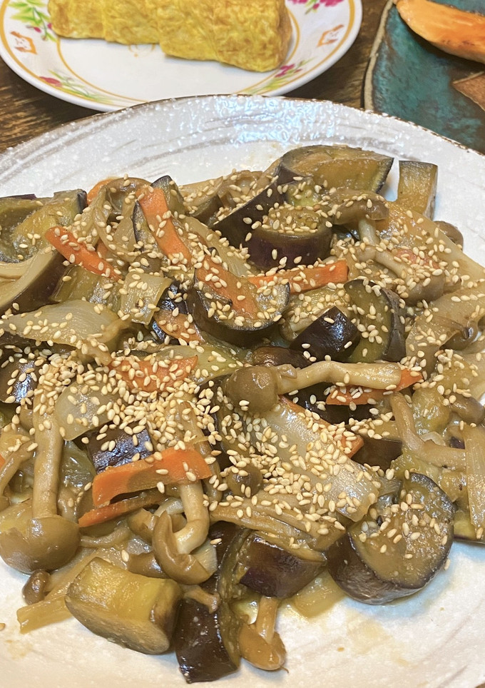 茄子と玉ねぎとしめじの味噌炒め-レシピのメイン写真