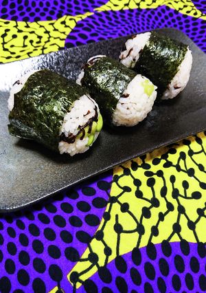 枝豆塩こんぶおにぎり-レシピのメイン写真