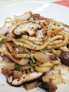 簡単絶品☆すき焼き風の焼きうどん-レシピのメイン写真